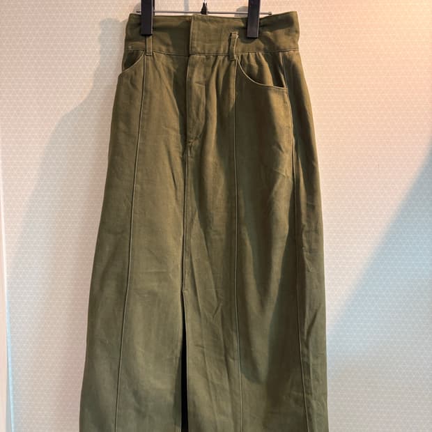 카키 앞트임 롱스커트