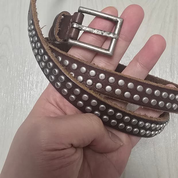 슬림 스터드 브라운 레더벨트