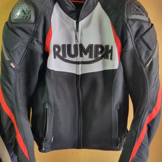 트라이엄프 남성 바이크 자켓 