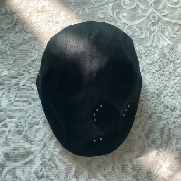 Stencil logo hunting cap