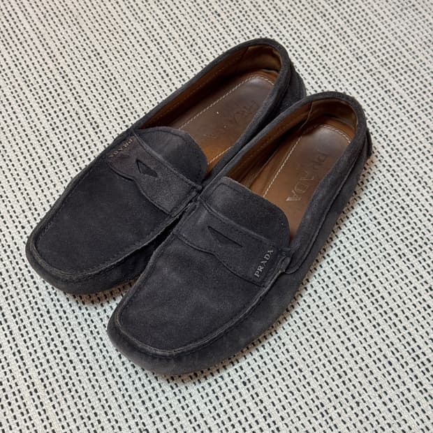 빈티지 프라다 스웨이드 플랫슈즈