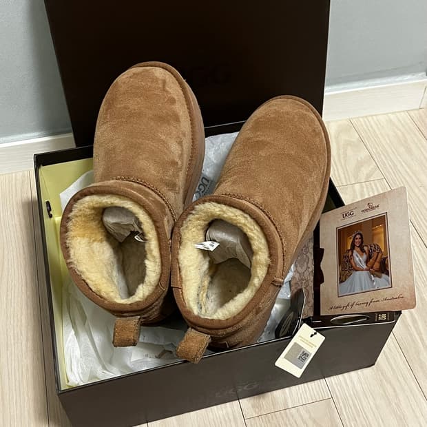 호주 어그 ugg 울트라미니 플랫폼 255-260 (250사이즈)
