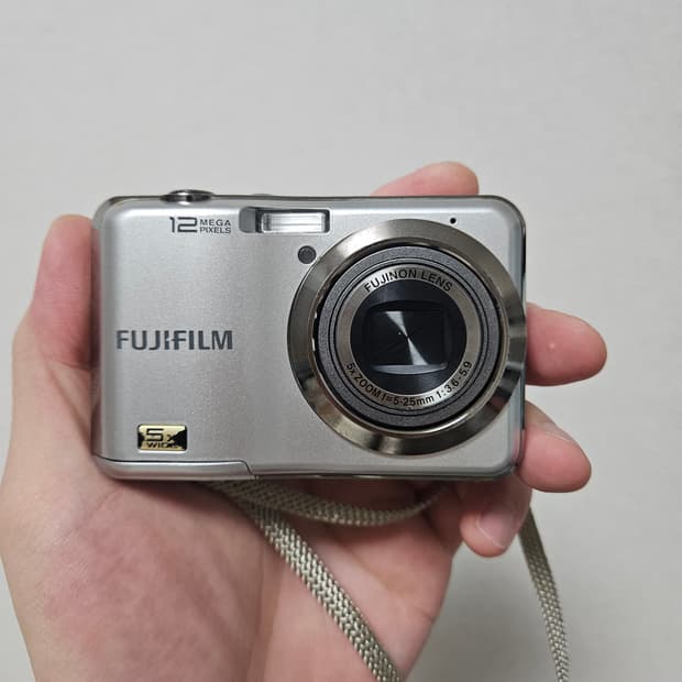 후지필름 FINEPIX AX200 빈티지 디카 건전지사용