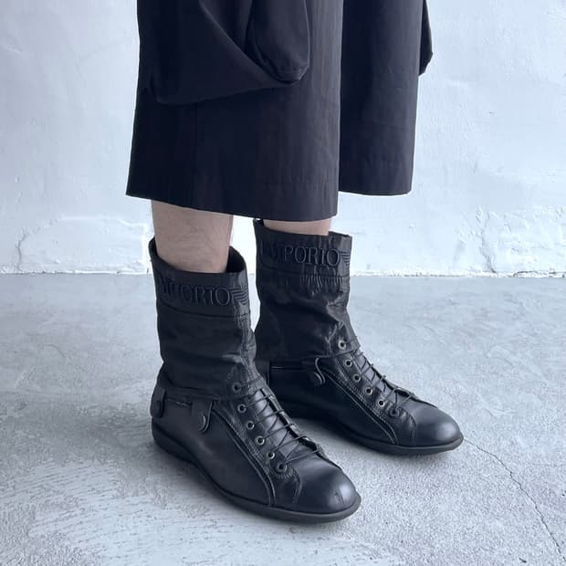 엠포리오 아르마니 부츠