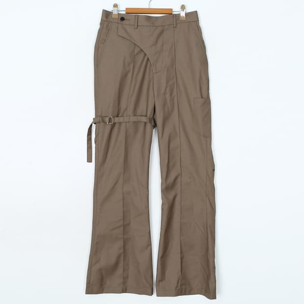 the world is your oyster  팬츠