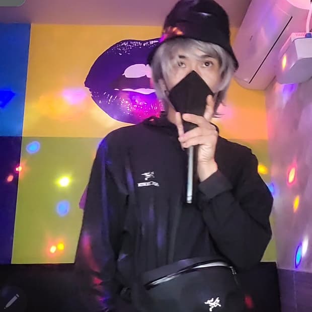 프라다 버킷모