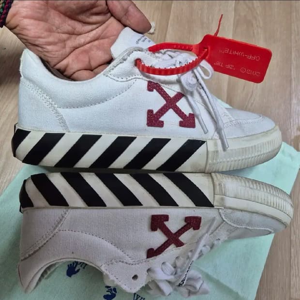 정품 박스x 오프화이트 255 남여공용