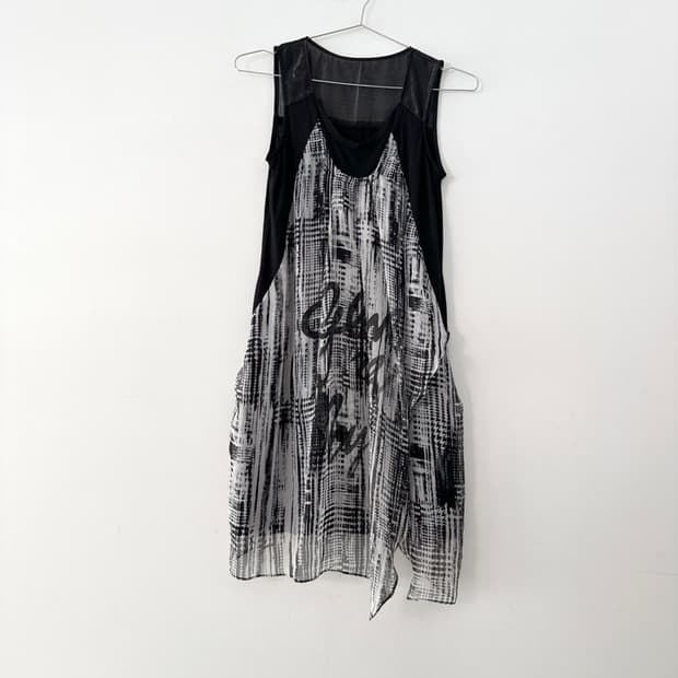 Geomatic painting unbal sleeveless