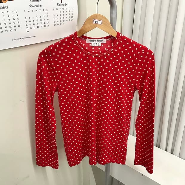 꼼데가르송 레드 도트 니트