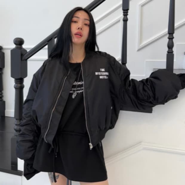 더미스테리어스호텔 봄버 자켓