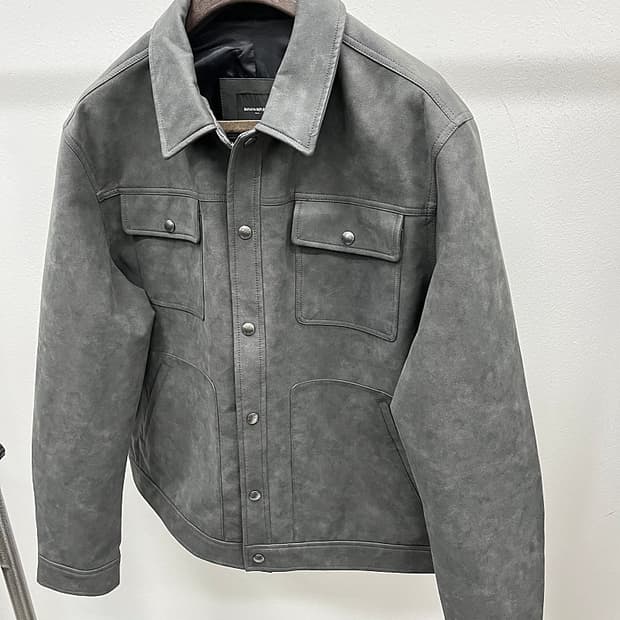 110) 바나나리퍼블릭 24ss 비건레더 자켓 