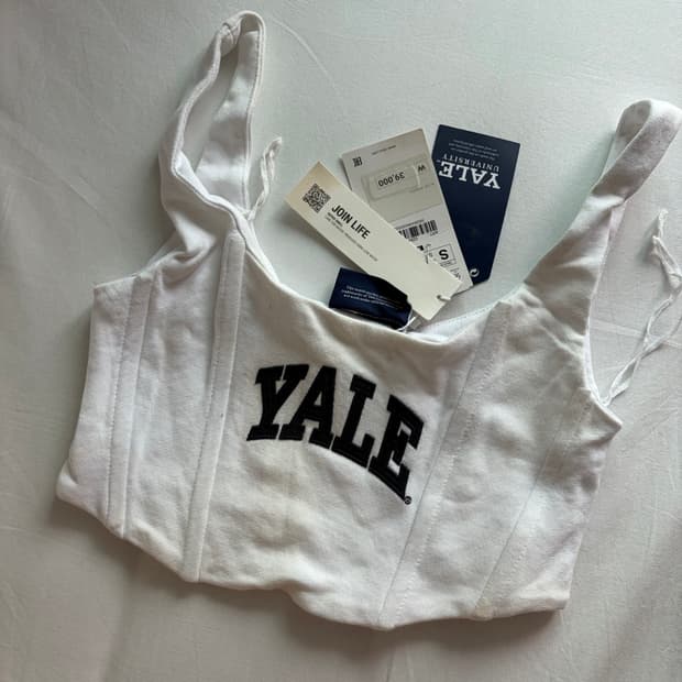 Zara Yale 콜라보 탑