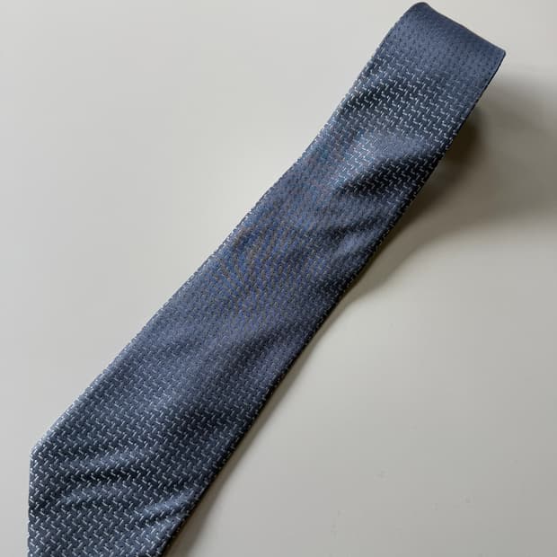 휴고보스 실크 넥타이 9cm