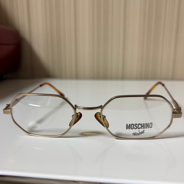 moschino by persol galsses