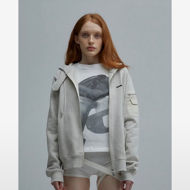 이지킴 투 웨이 후드집업