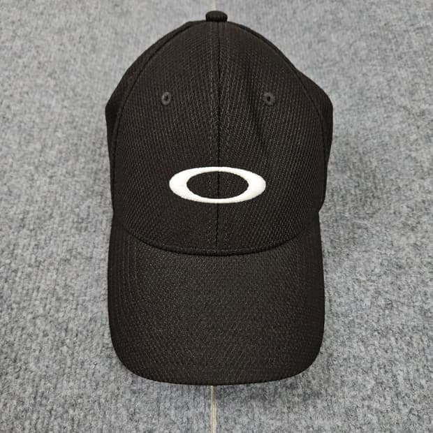 오클리 O로고 볼캡 급처