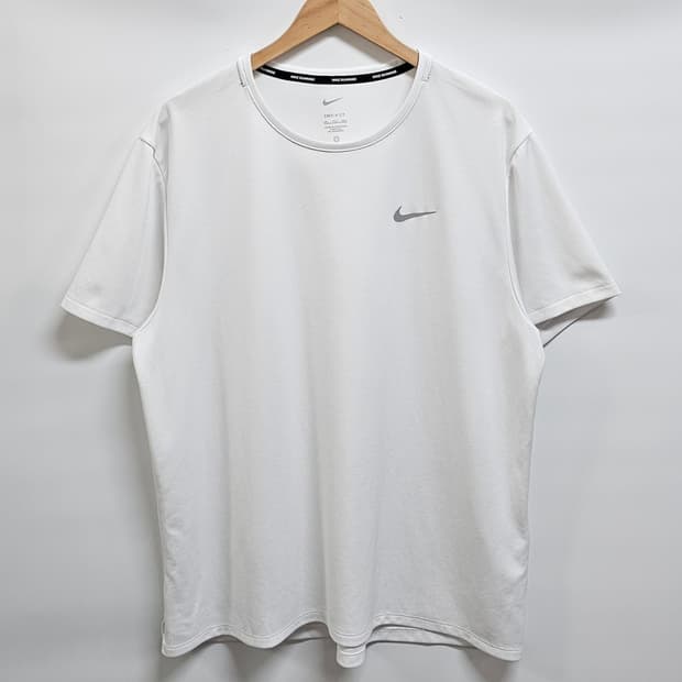 나이키 드라이핏 러닝티셔츠 2XL
