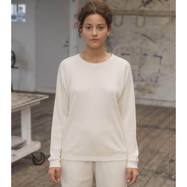 [새상품] 베이스레인지 베이직 스웻셔츠 오프화이트 xs