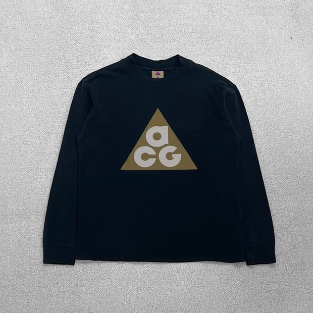 나이키 ACG 롱슬리브 블랙