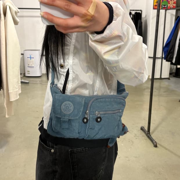 키플링 크로스백