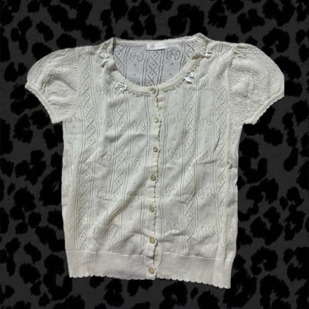 포인트 큐빅 스나계 반팔 니트 티셔츠