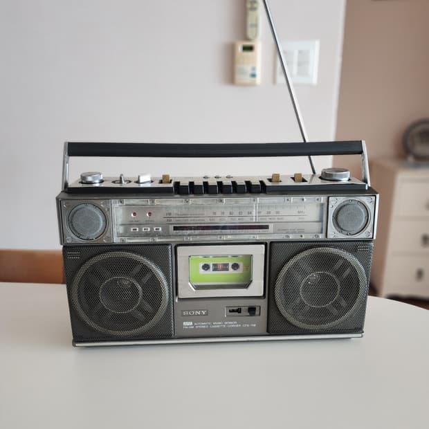 소니 빈티지 스테레오 카세트 라디오 CFS-70