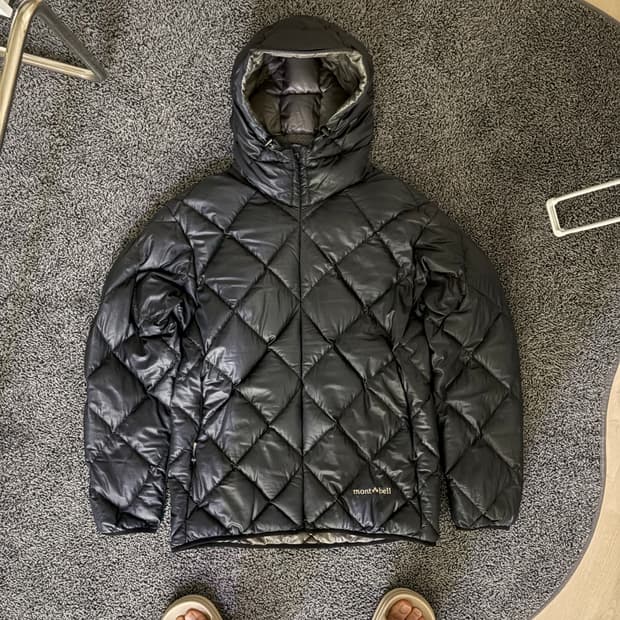 몽벨 재팬 다이아몬드 퀼팅 경량패딩