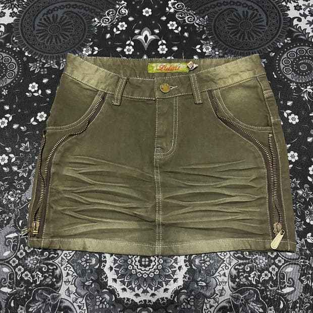 Lilini 카키 사이드 지퍼 디테일 미니스커트 28