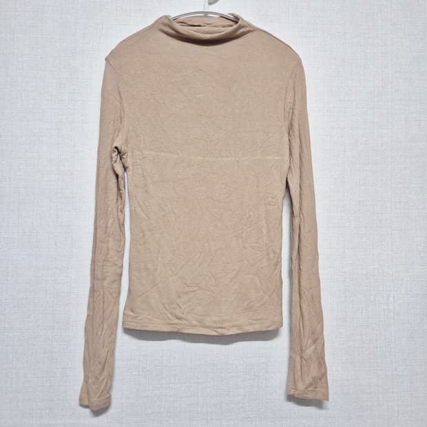 베이지 골지 목폴라 긴팔티