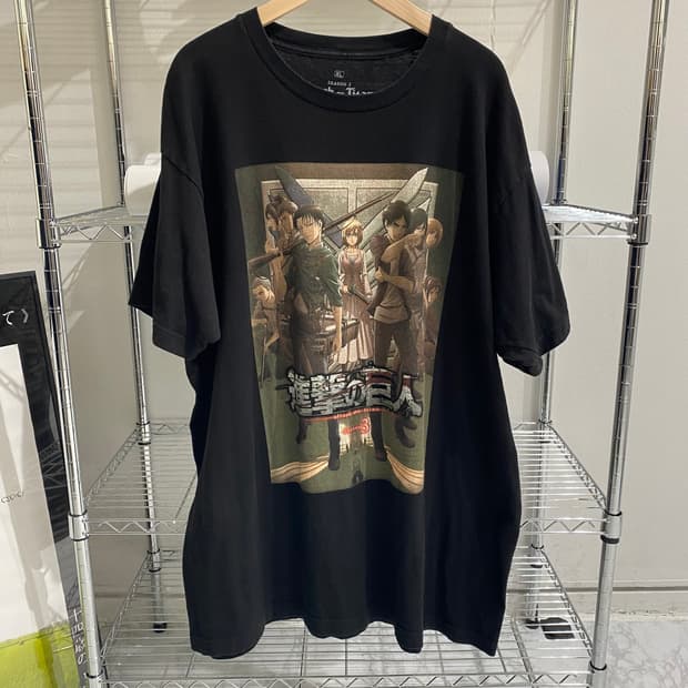 진격의거인 오피셜 애니메이션 티셔츠
