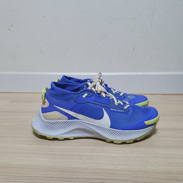 나이키 페가수스 트레일3 트레킹화 240