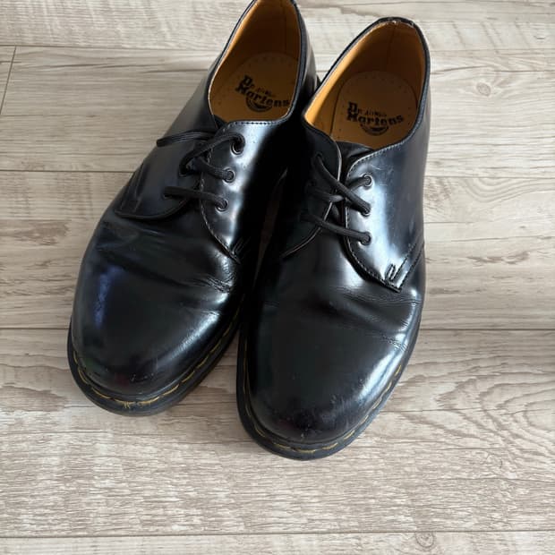 닥터마틴 1461 3홀 스무스 270