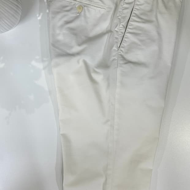 로로피아나 치노 화이트 코튼 엘라스틴 슬림핏 팬츠