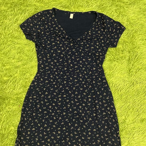 브이넥 미디 잔꽃 원피스 네이비