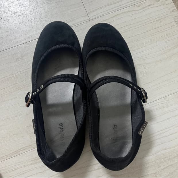 빅토리아 메리제인 플랫슈즈