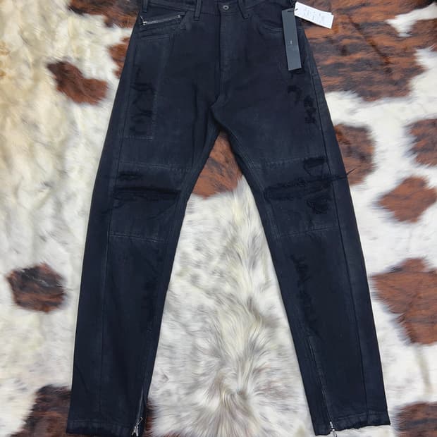 Julius 18FW 세미 커브드 디스트레스 진