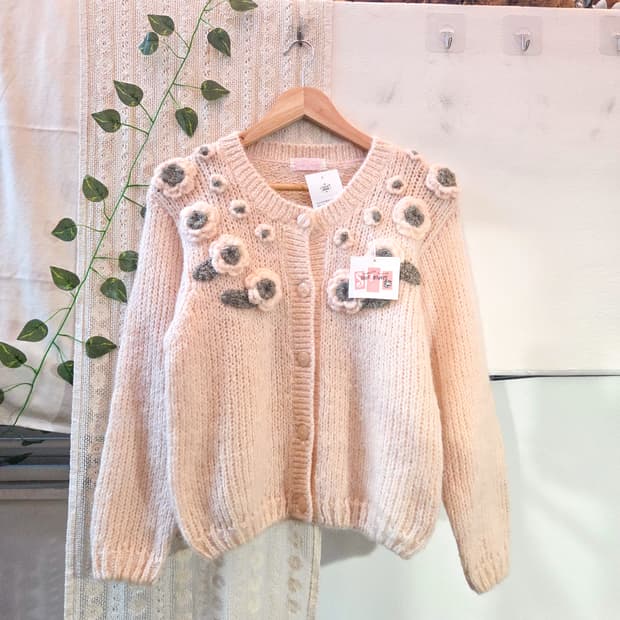 파스텔 핑크 꽃 가디건