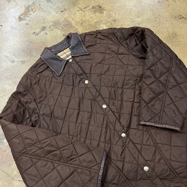 [정품] 버버리 브라운 퀼팅 자켓 b14