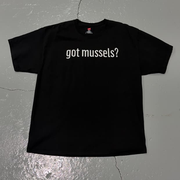 빈티지 헤인즈(Hanes) got mussels? 블랙 반팔 티셔츠