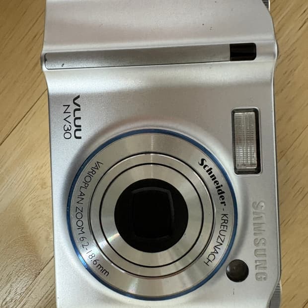 삼성 vluu nv30 디지털카메라 디카