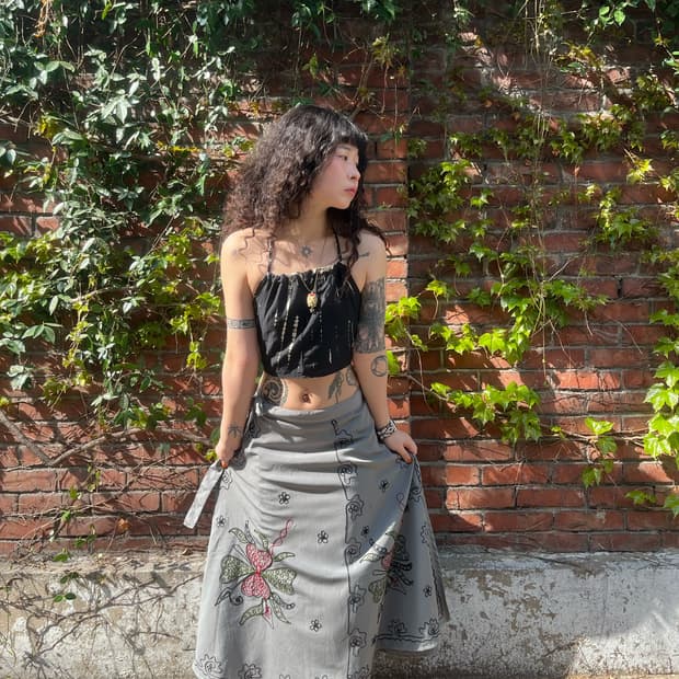 에스닉 페이즐리 자수 랩 스커트