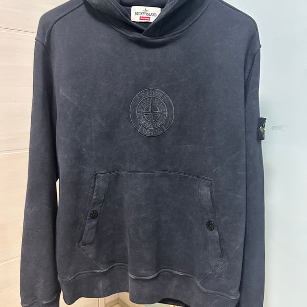 스톤아일랜드X슈프림 콜라보 후드 블랙 L 사이즈