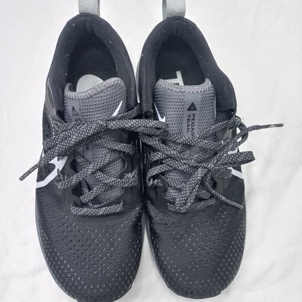 나이키 페가수스 트레일 블랙 운동화 245