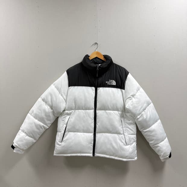 남성 XL / 노스페이스 눕시 700 패딩 화이트 블랙