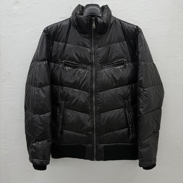 mild life 유광 패딩