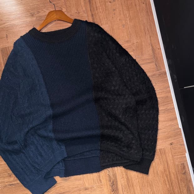 앤더슨벨 오버핏 니트