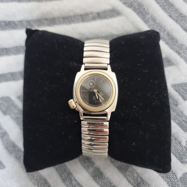 솔로이스트 바그워치 스몰 28mm 블랙