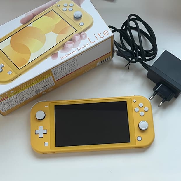 닌텐도 스위치 라이트 옐로우
