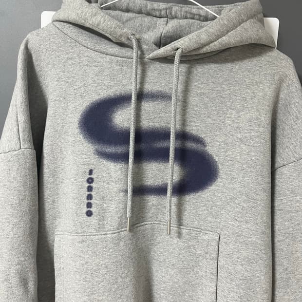 소라노 후드티 그레이 M 새상품