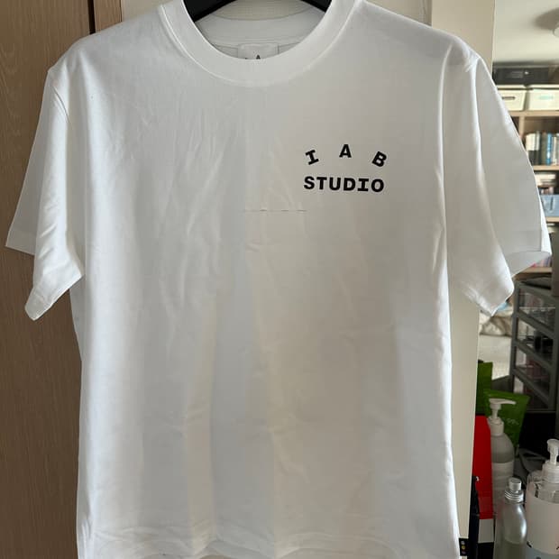 아이앱 스튜디오 반팔티 